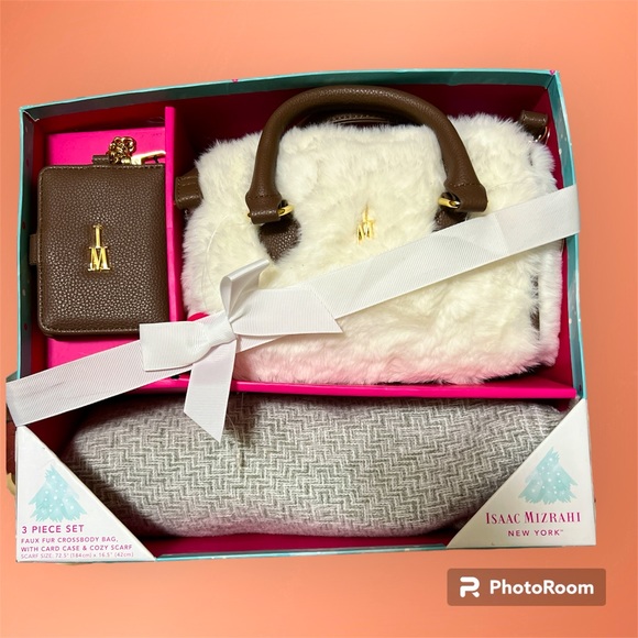 ISAAC MIZRAHI 3 Piece Gift Set - Picture 10 of 13